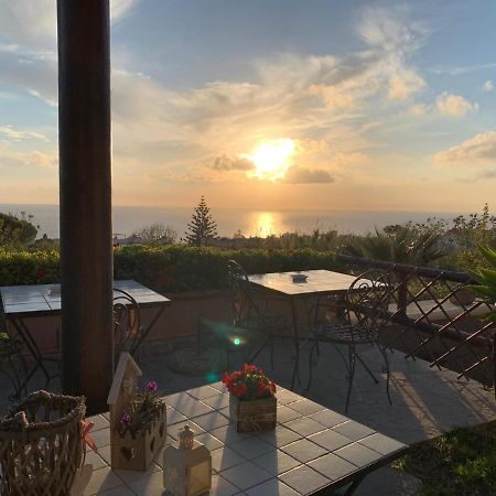 La Terrazzina Sul Tramonto Bed & Breakfast Forio  Exterior photo