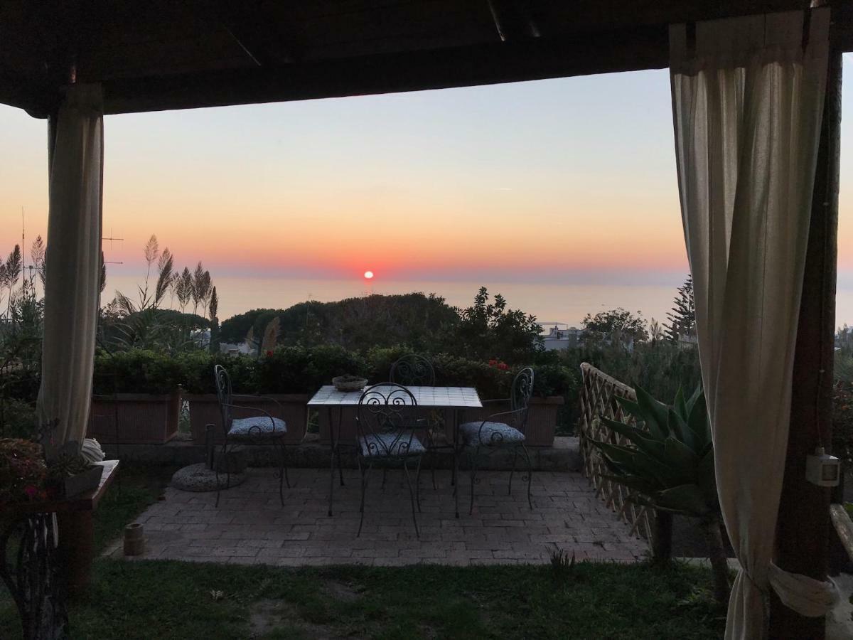 La Terrazzina Sul Tramonto Bed & Breakfast Forio  Exterior photo
